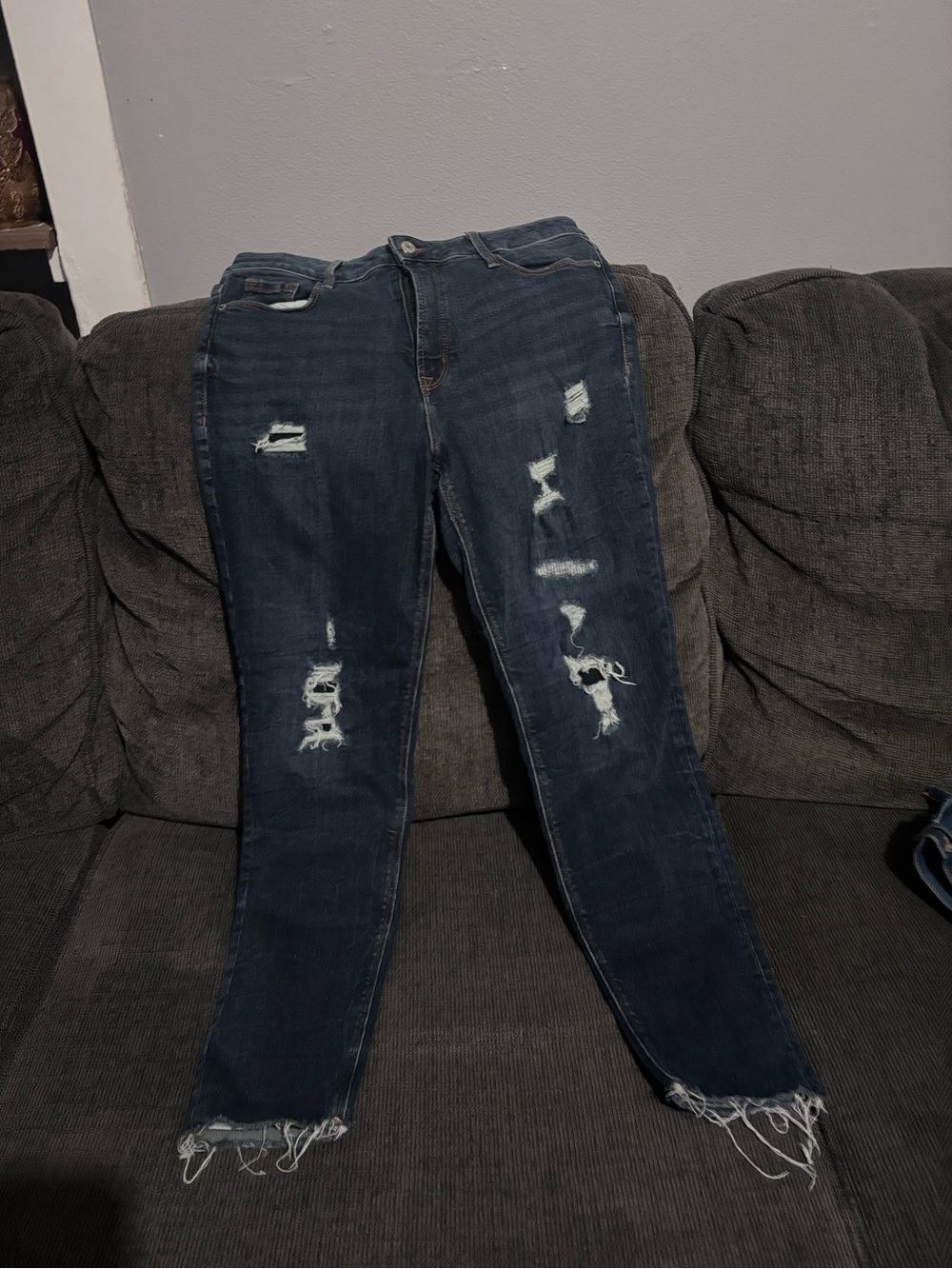 Old Navy Rockstar Super Skinny High Rise Distressed Jeans Size 10